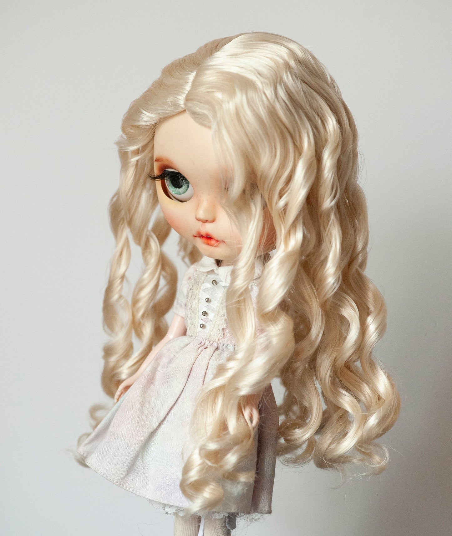 10-11" Blythe Wig Long Tight Tousled Curls
