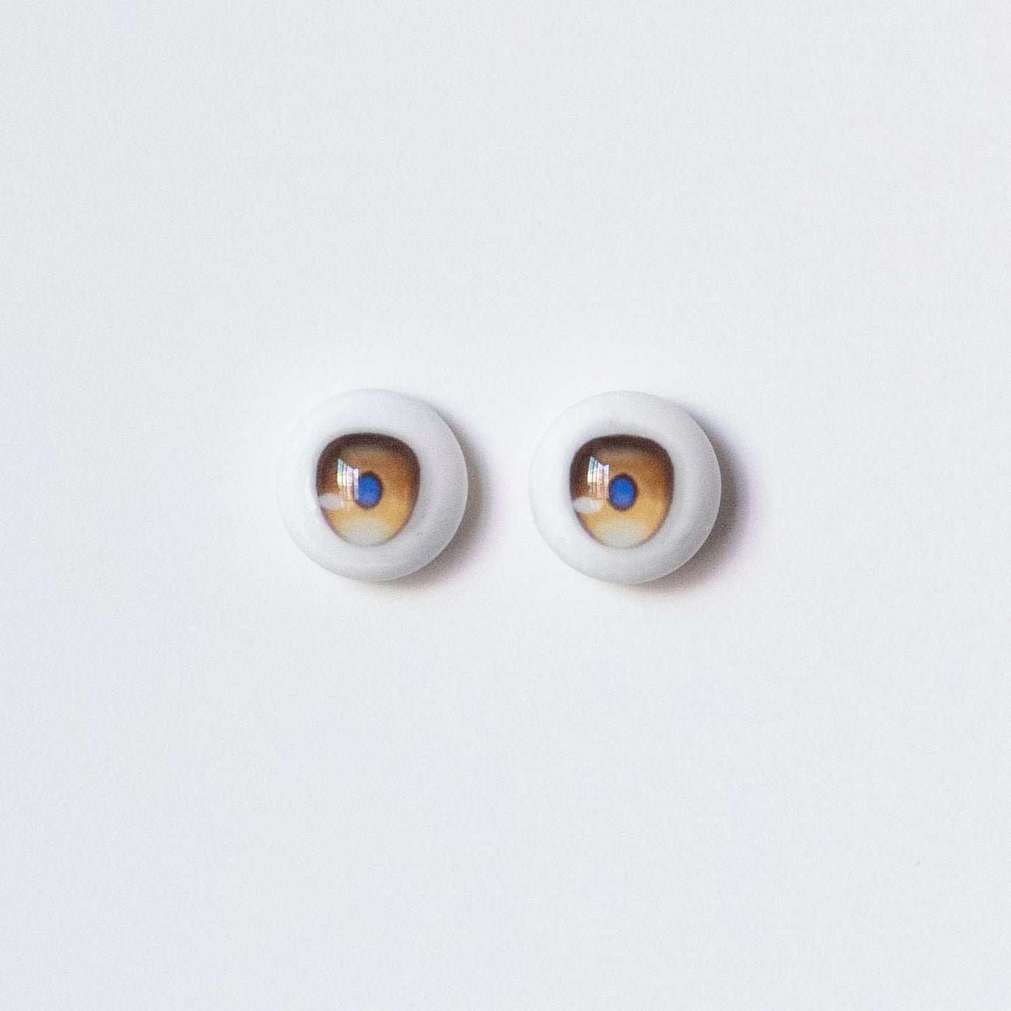 Sunday Resin Doll Eyes
