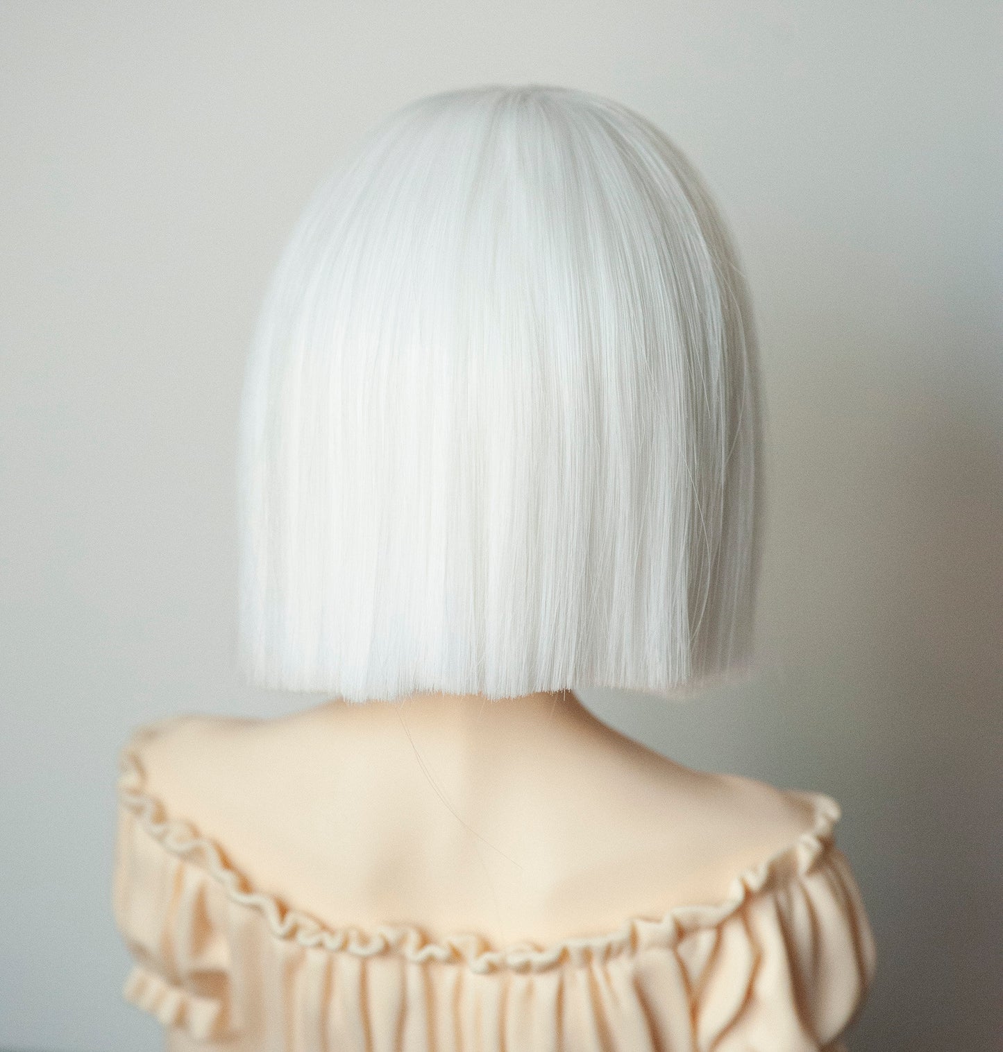 Heat Resistant Fiber BJD Doll Wig Short Cutting Straight Black/White